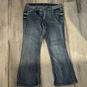 Stylish Flare Jeans in Denim Blue